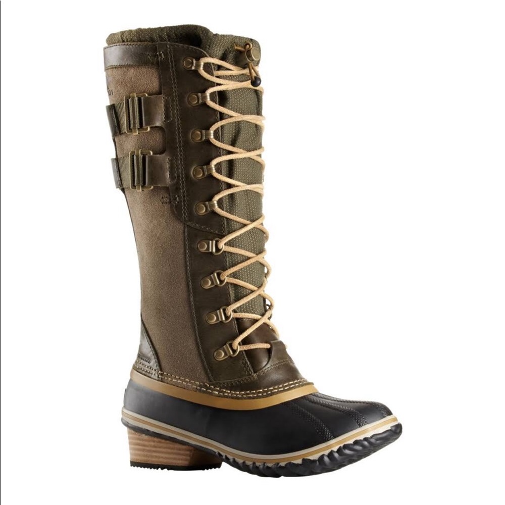 Sorel Conquest Carly II Boots NWT